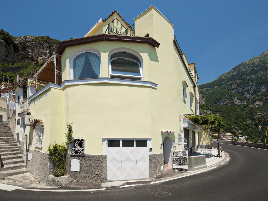 Casa Sette Mari Lägenhet Positano Exteriör bild