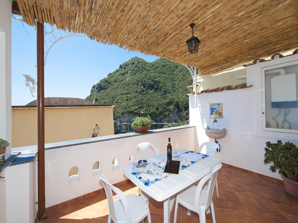 Casa Sette Mari Lägenhet Positano Exteriör bild